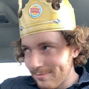 Meet your Posher, Levi